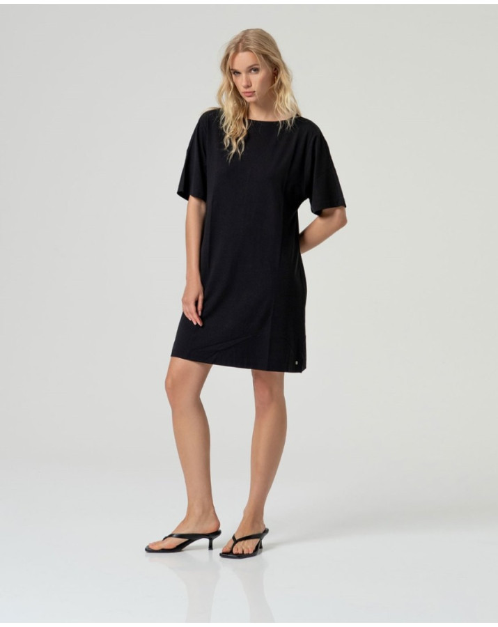 SURKANA Μαύρο φόρεμα με κοντό μανίκι και φαρδιά γραμμή BASY711