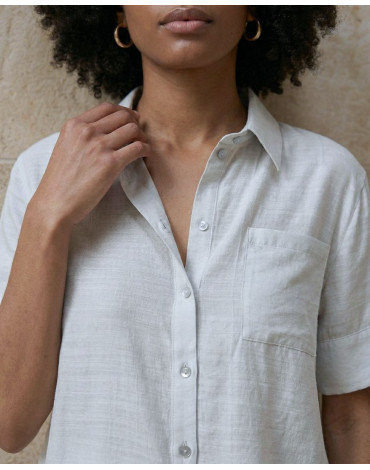 SURKANA Ανοιχτό γκρι κοντομάνικο πουκάμισο με τσέπη BAVI123