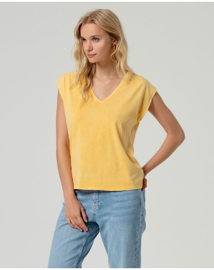 SURKANA Αμάνικο μπλουζάκι με V λαιμόκοψη POSΙ011