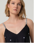 SURKANA Τοπ με τιράντες, V ντεκολτέ και ίσιο κόψιμο. UTEM023