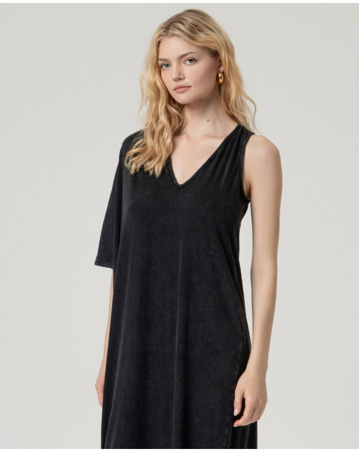 SURKANA Μακρύ φόρεμα με ασύμμετρο σχέδιο και V λαιμόκοψη NARA712