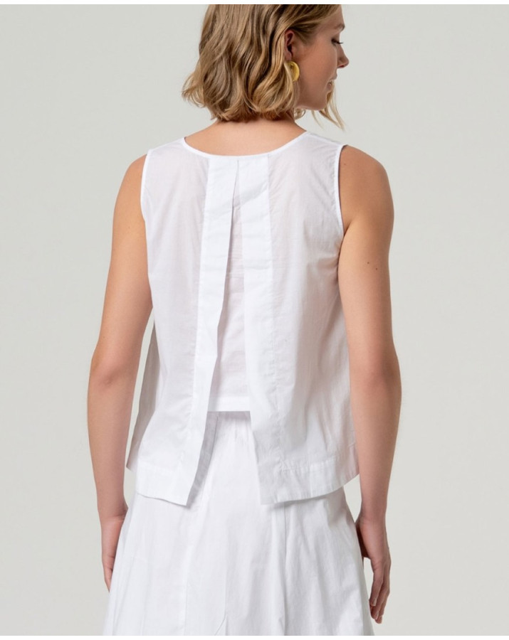 SURKANA Αμάνικο τοπ με στρογγυλή λαιμόκοψη. BAKU126