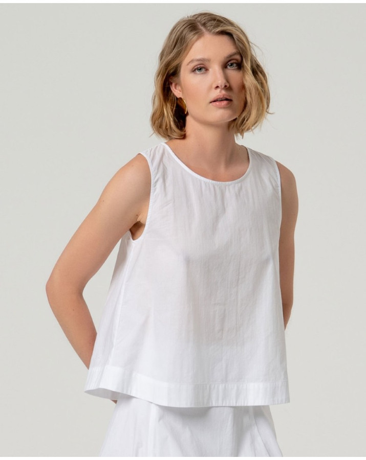 SURKANA Αμάνικο τοπ με στρογγυλή λαιμόκοψη. BAKU126