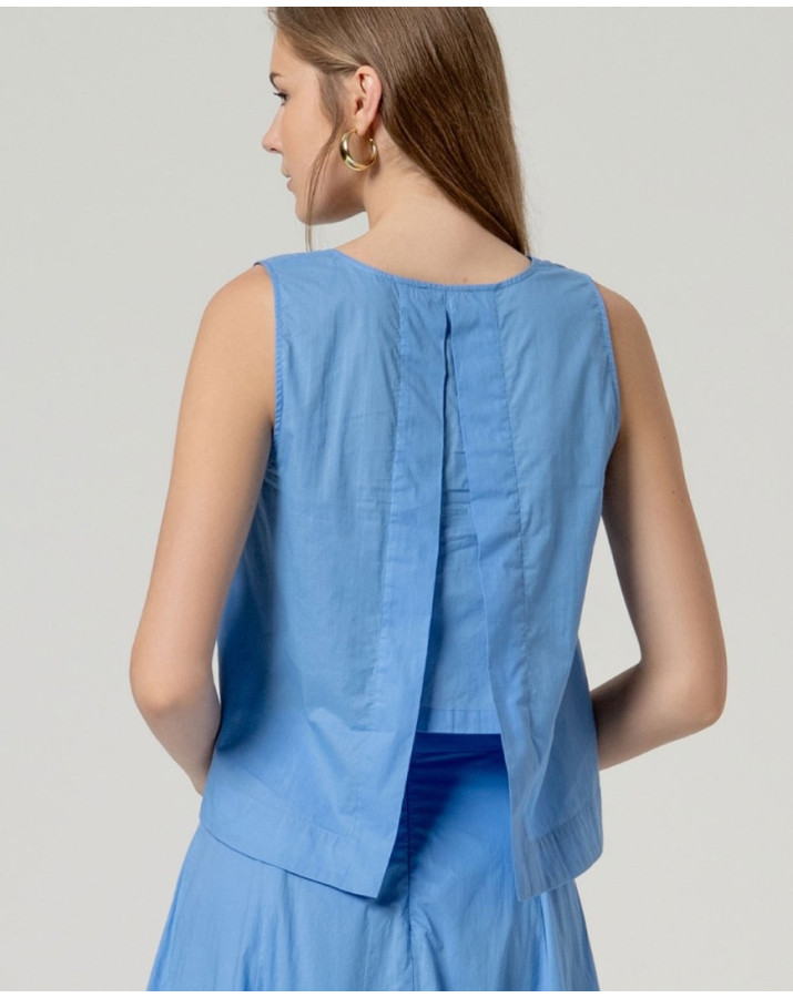 SURKANA Αμάνικο τοπ με στρογγυλή λαιμόκοψη. BAKU126