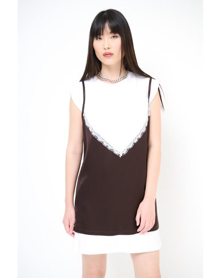 KIKISIX ΑΣΠΡΗ ΜΠΛΟΥΖΑ ΜΕ ΜΑΥΡΟ ΦΟΡΕΜΑ ΣΑΤΕΝ ΚΑΙ ΔΑΝΤΕΛΑ KXAB2014BLK