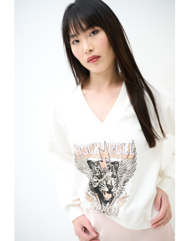 KIKISIX ΑΣΠΡΗ ΜΠΛΟΥΖΑ ΜΕ ΣΤΑΜΠΑ ΚΑΙ V ΛΑΙΜΟΚΟΨΗ KXMA1991PAN