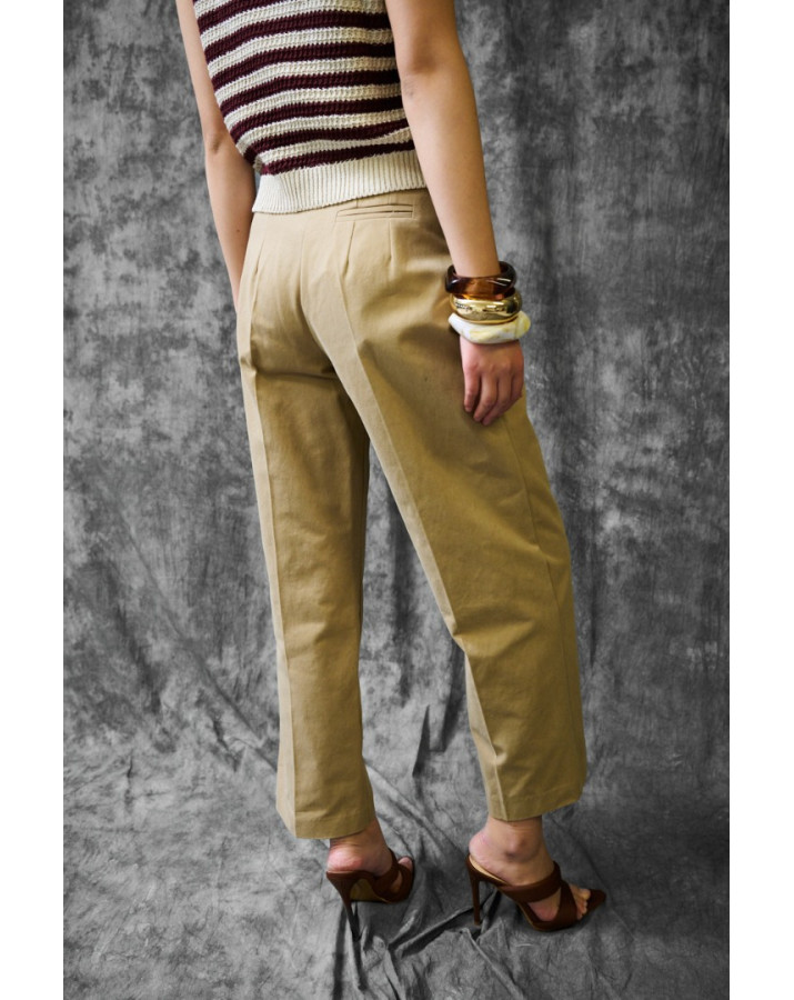 KIKISIX Μπεζ παντελόνι με πιέτες. KXPA2038CAM